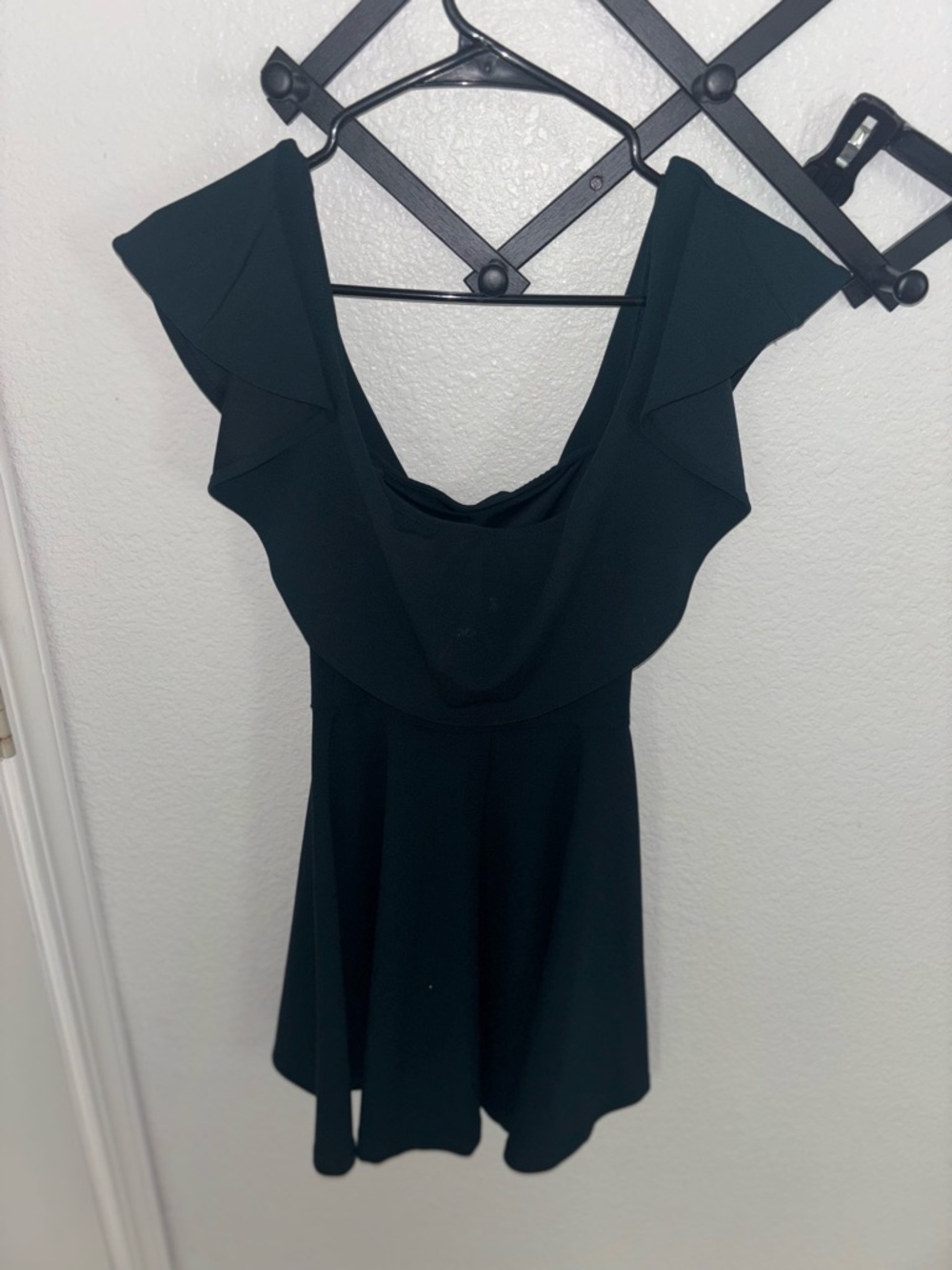 Windsor Off Shoulder Fit Flare Mini Dress Dark Green Size Small - Picture 3 of 3